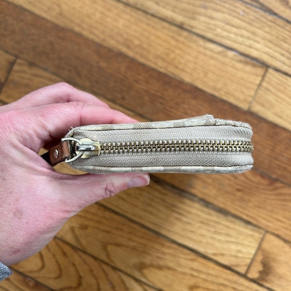 Kate Spade Neda Fabric Wallet, 7.5”x4”x1” - Picture 11 of 11